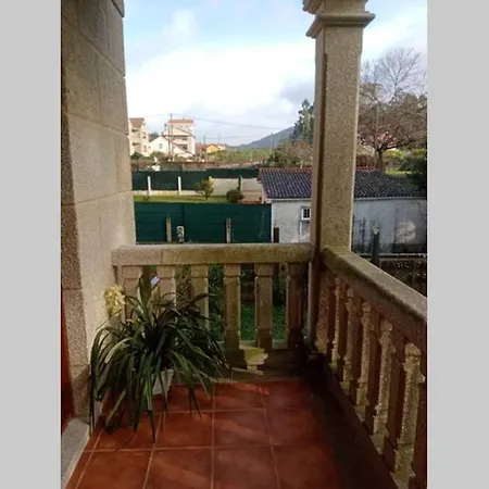 La Casa De Aldan Entre El Mar Y El Bosque